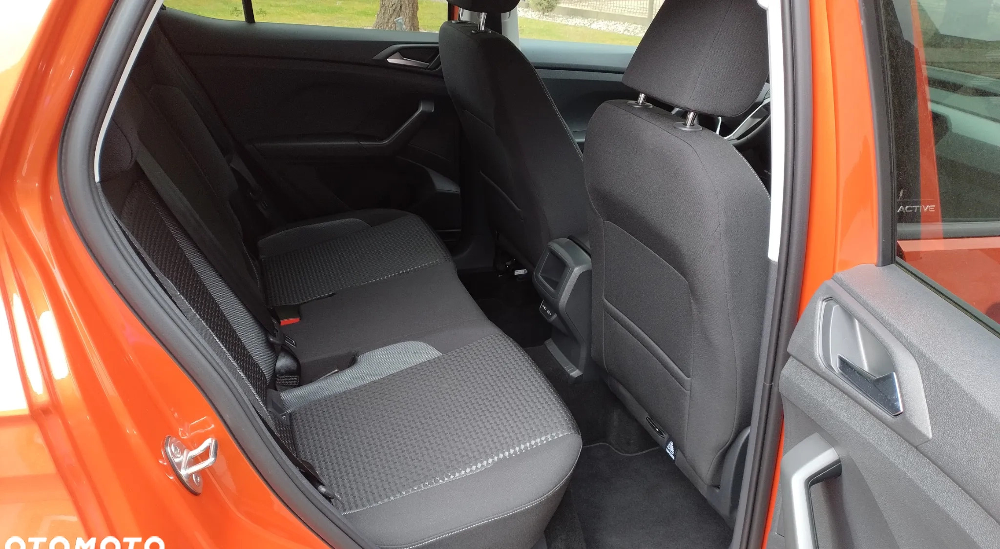 Volkswagen T-Cross cena 89900 przebieg: 1815, rok produkcji 2022 z Pabianice małe 379